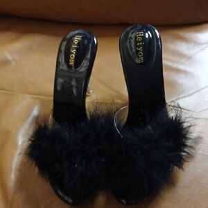 Heiyom Black Feathered Women's Shoes